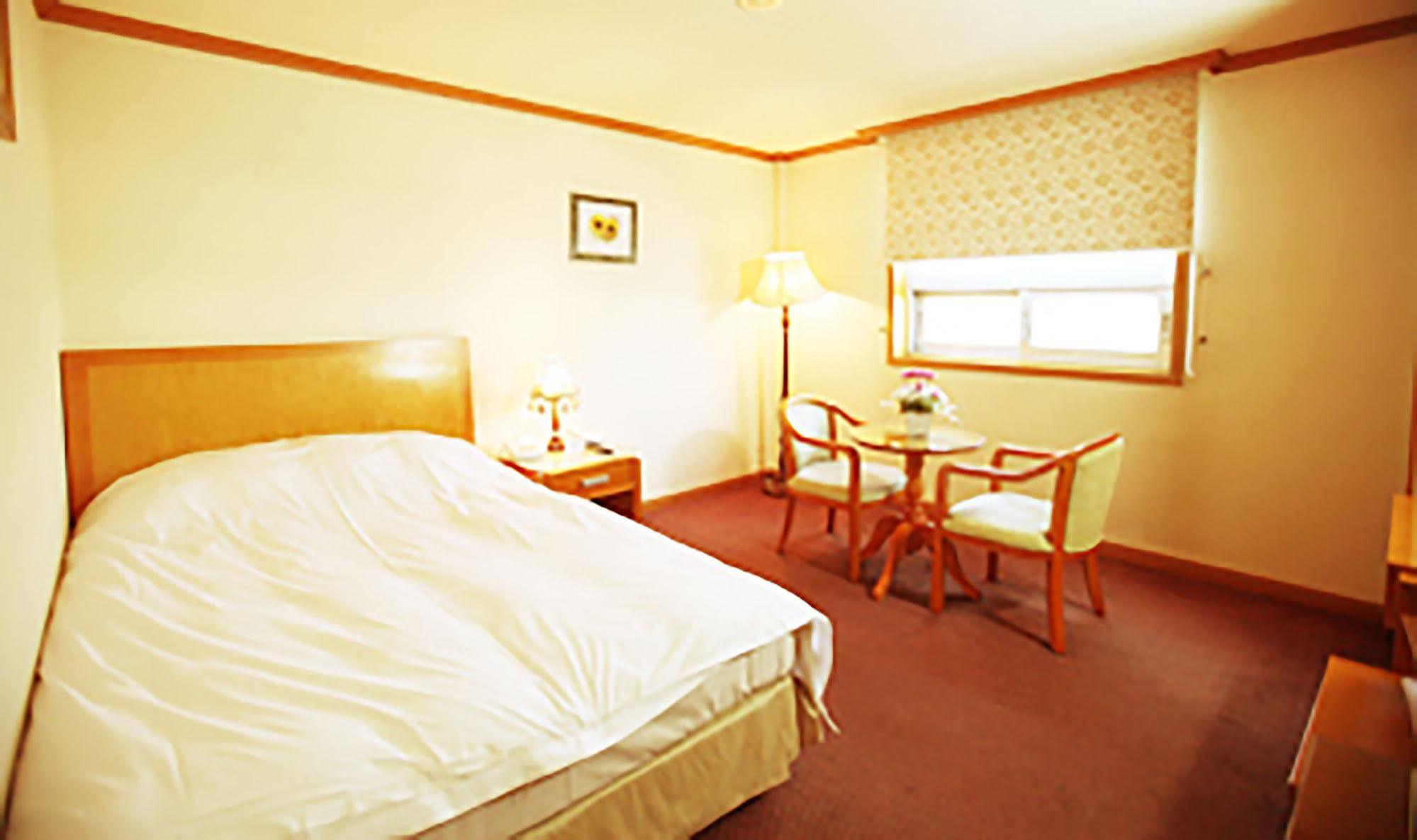 Suncheon Royal Tourist Hotel Exterior photo